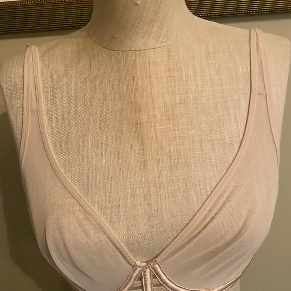 Bra - Picture 2 of 3